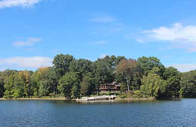 Sail Harbour on candlewood lake